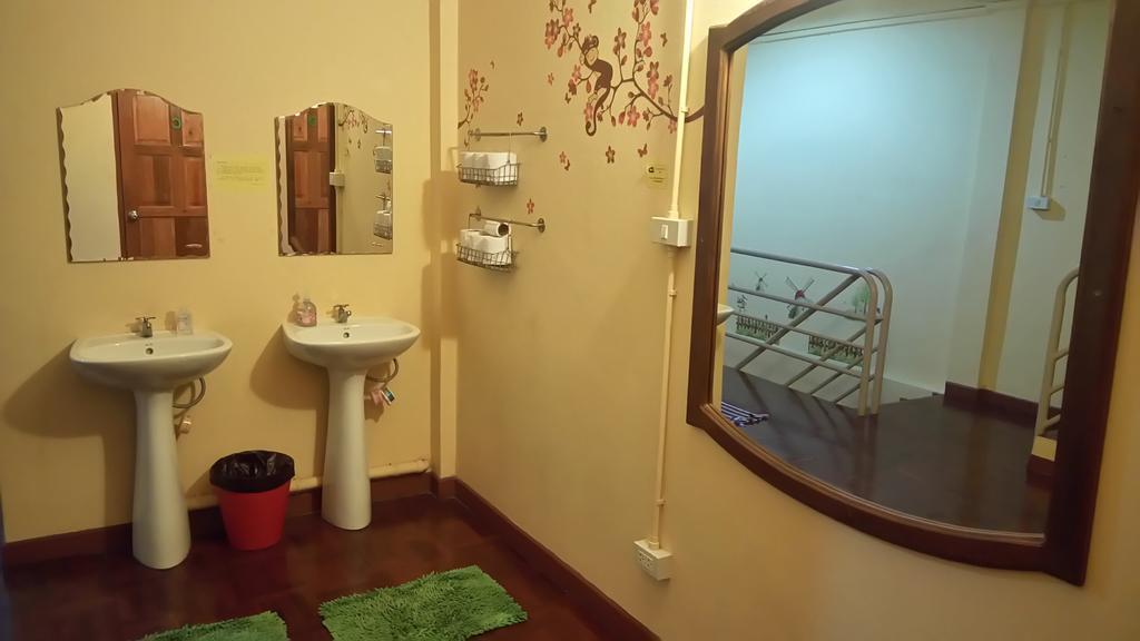 Pm Guesthouse Čiang Mai Exteriér fotografie